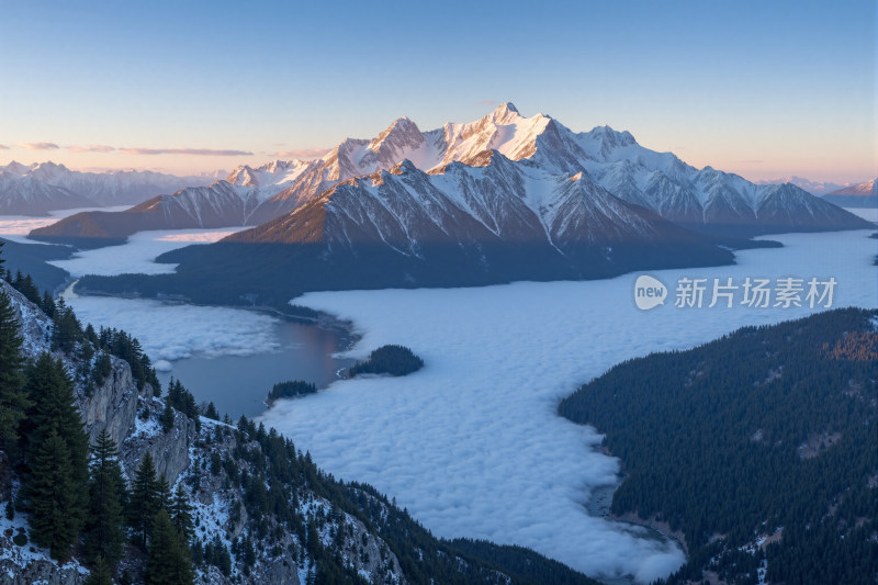 雪山云海自然风光全景