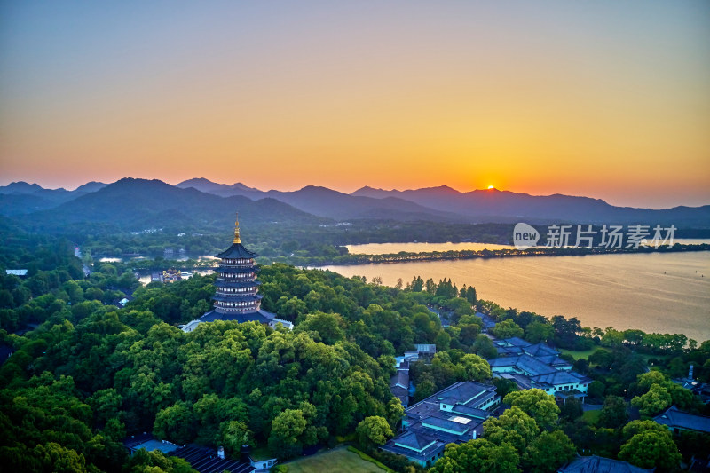 西湖雷锋塔夕照