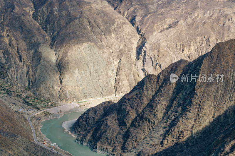 云南金沙江大拐弯河流峡谷