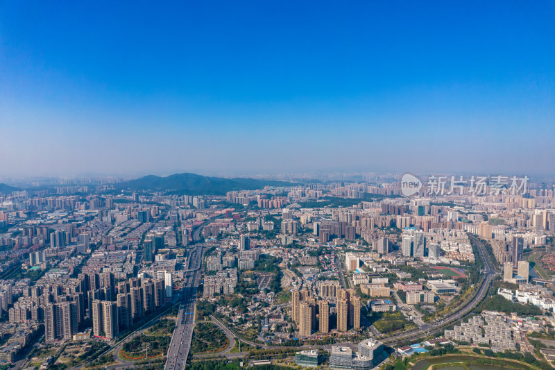 湖南长沙城市风光岳麓山风景区航拍摄影图