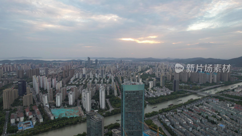 江苏无锡太湖广场国金中心航拍