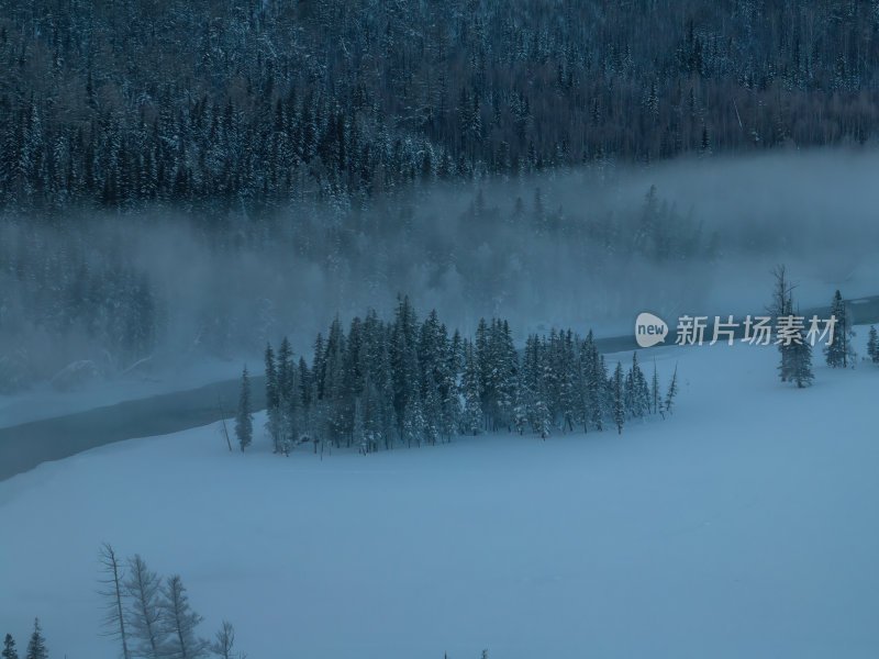 新疆北疆阿勒泰喀纳斯冬季雪景童话世界航拍