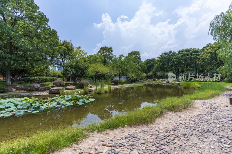 武汉洪山区南湖幸福湾公园风景