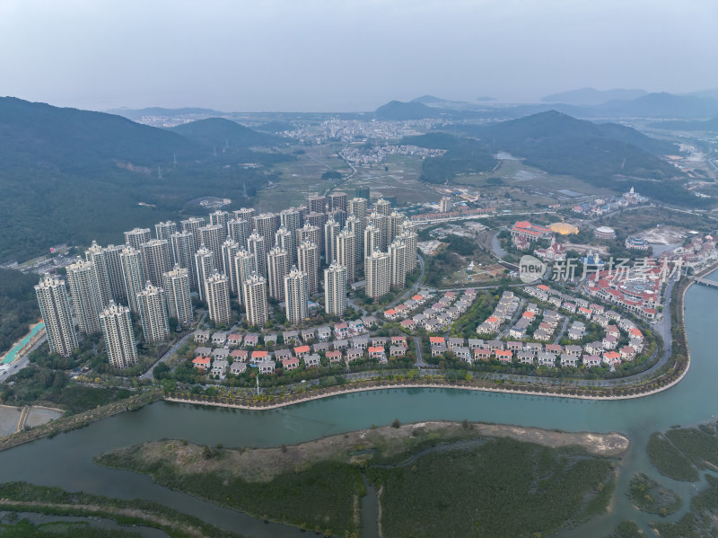 广东阳江海陵岛宁静的海滨沙滩航拍