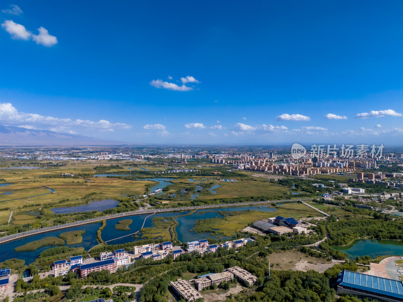 甘肃张掖芦水湾旅游度假区航拍图