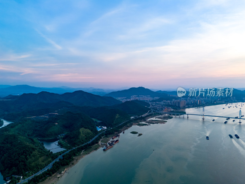 肇庆城市夕阳晚霞航拍图