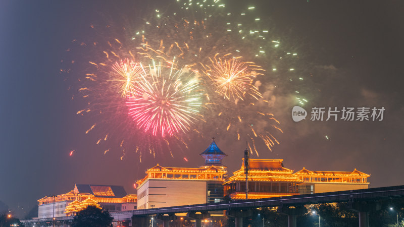 广西桂林临桂区庆祝春节烟花