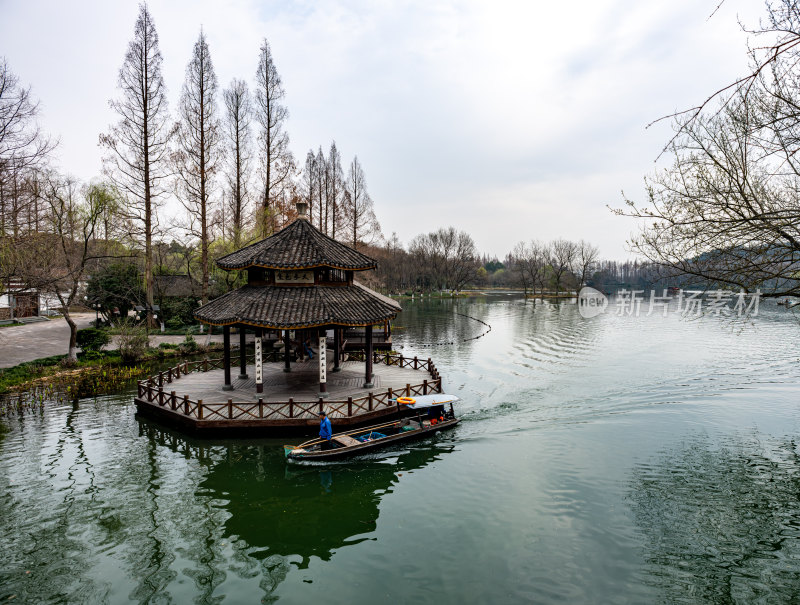 杭州西湖茅家埠黛色参天亭景点景观