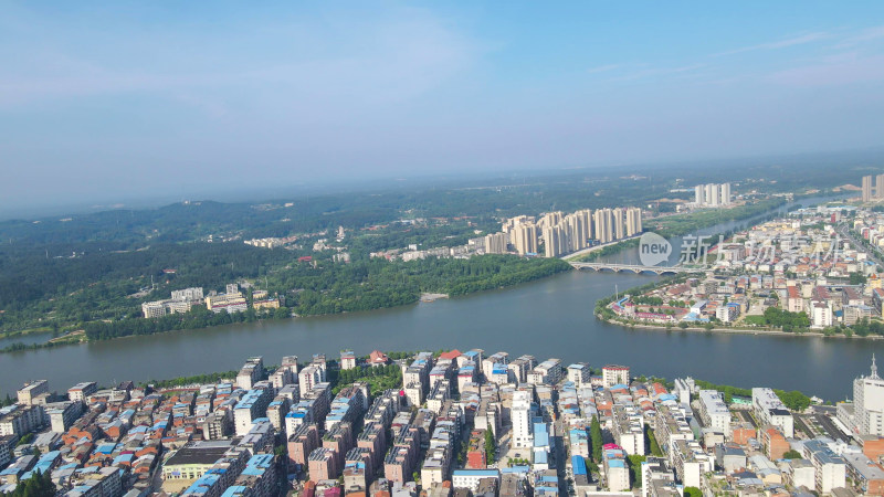 航拍湖北随州城市厥水河运水风光