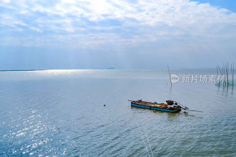 平静海面