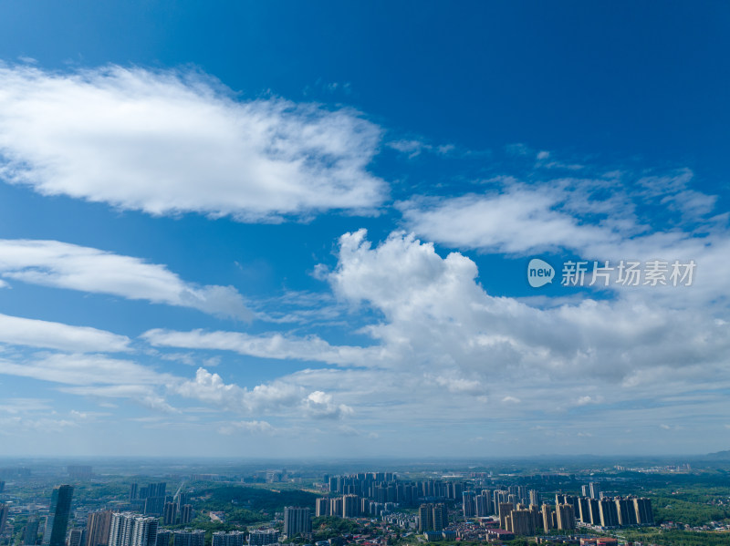 晴天 航拍繁华都市上空城市天际线城市风光