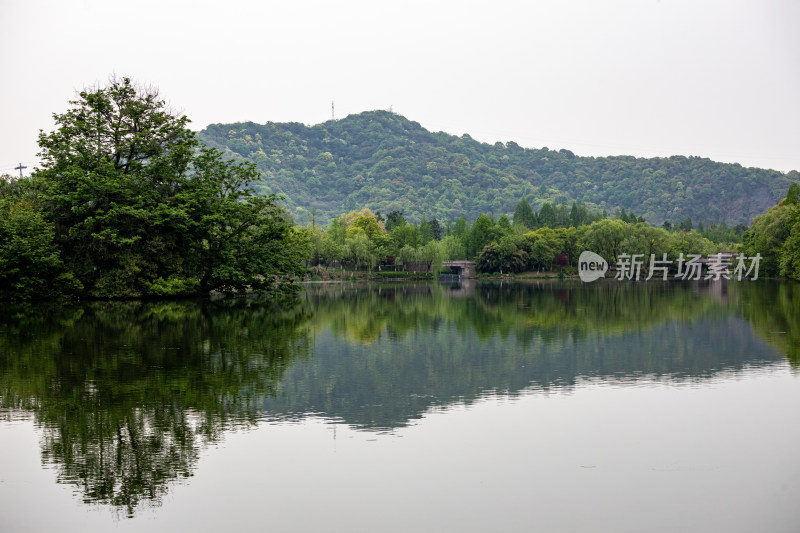 杭州湘湖风景区自然山水倒影景观