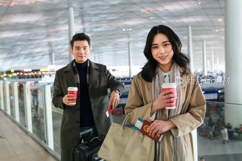 商务男女在机场