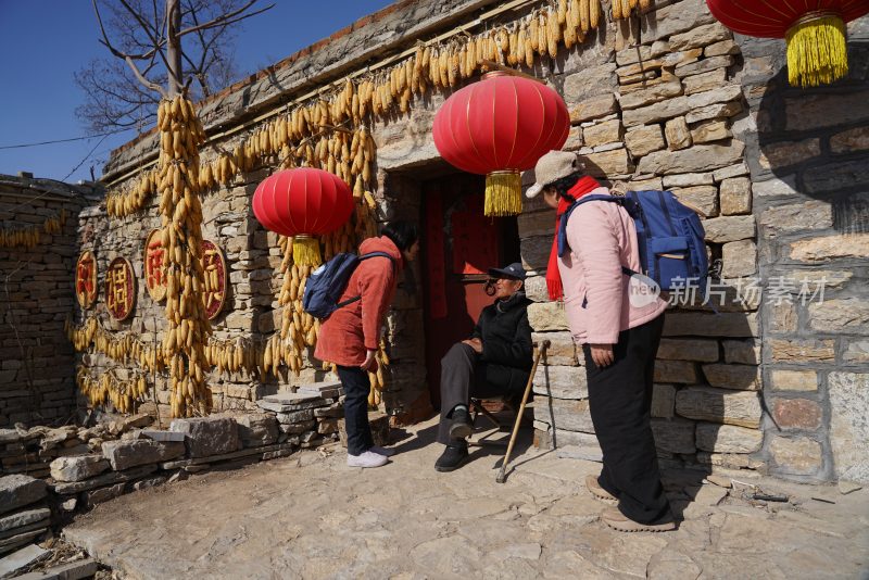 吉祥中国年，五埠村张灯结彩迎新春