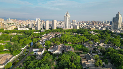 航拍浙江宁波天一阁月湖景区