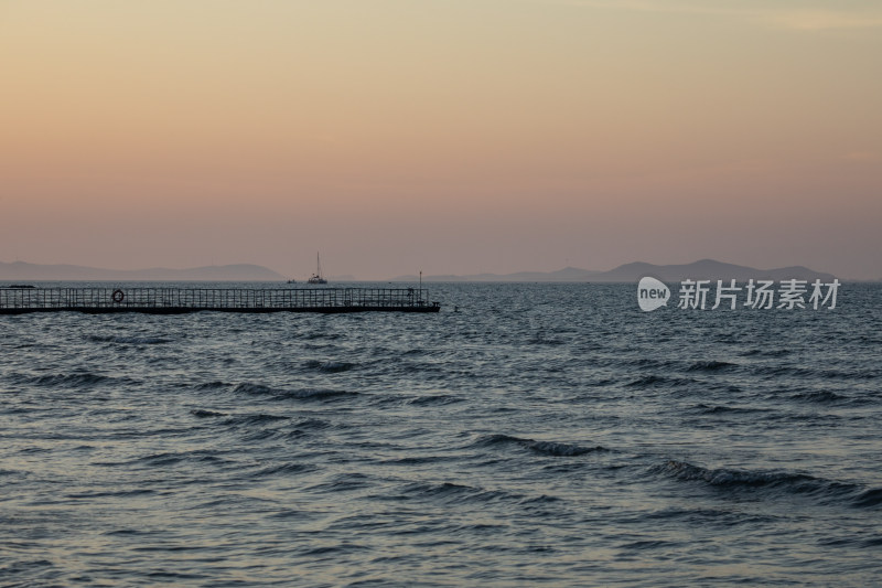 山东烟台蓬莱阁八仙过海景区海天之间