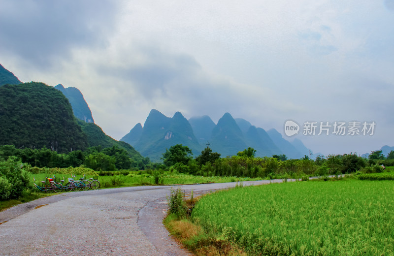 桂林阳朔遇龙河风光