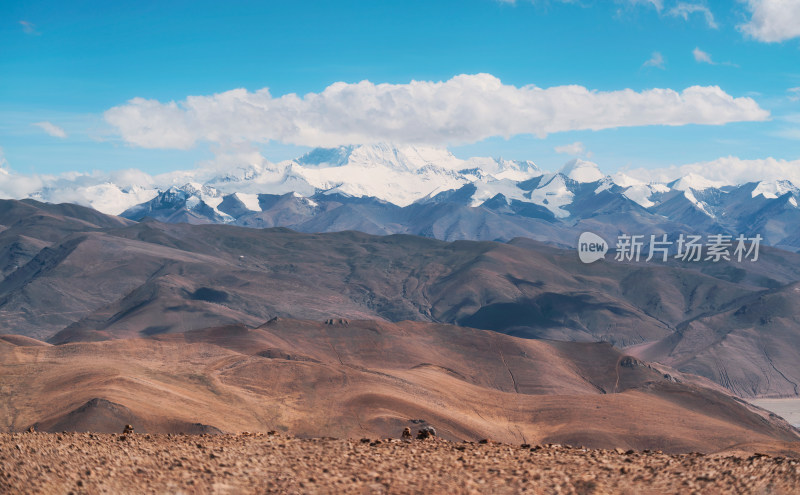 加乌拉山口眺望珠穆朗玛峰