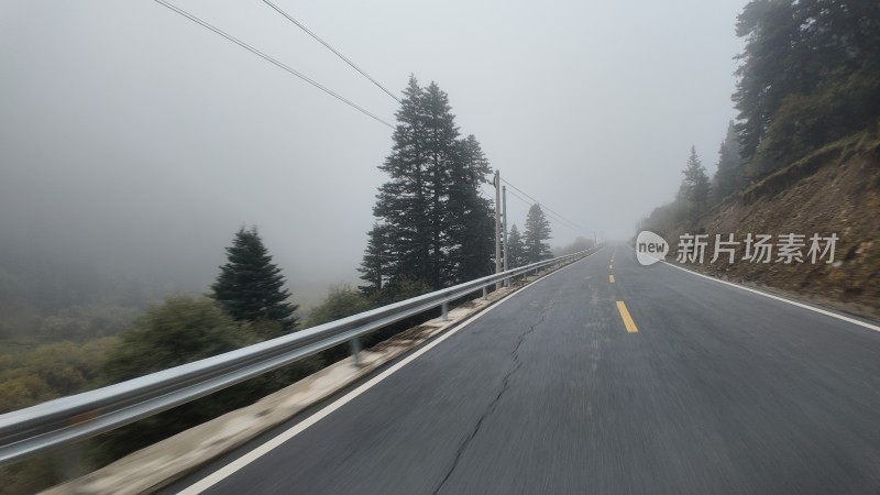 四川川西蜿蜒公路