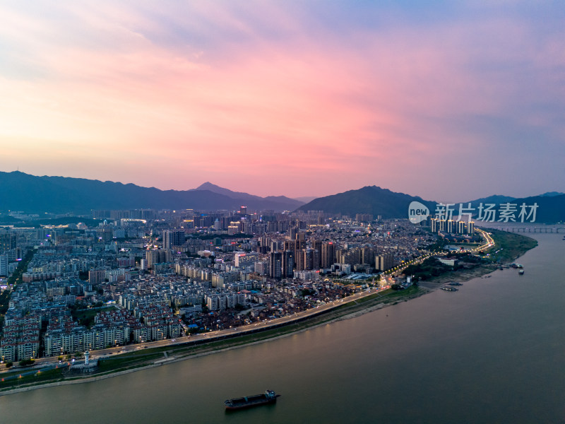 肇庆河流风光晚霞夜幕降临航拍图