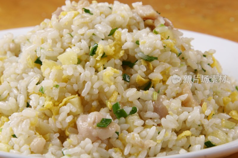 菠萝鸡粒炒饭