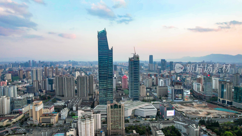 云南昆明城市大景晚霞夕阳航拍