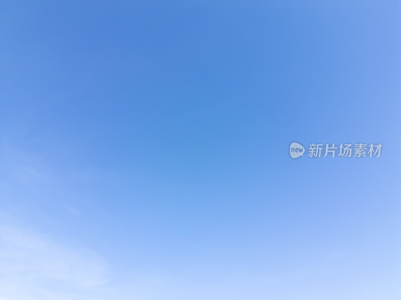 无人机高空航拍的天空