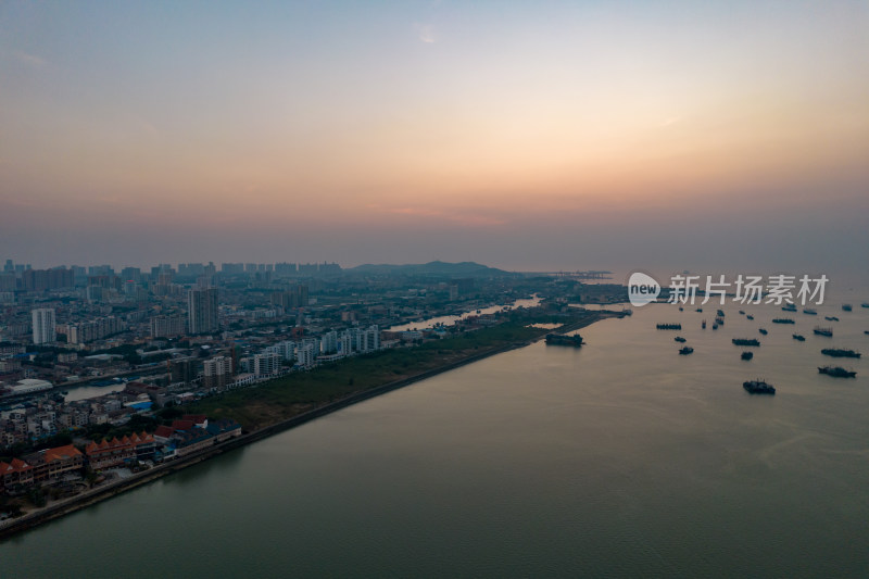 广西北海城市夕阳晚霞航拍摄影图