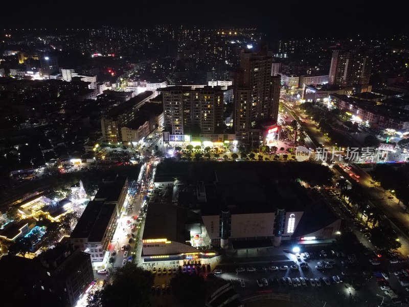 航拍广东省东莞市清溪镇夜景城市风光