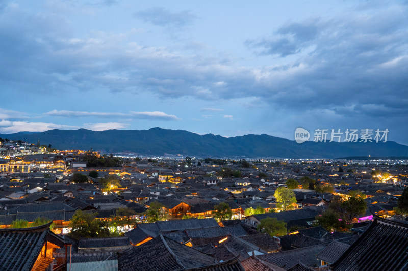 云南丽江古城夜景