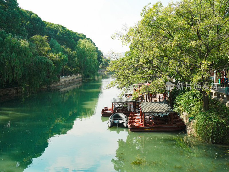 虎丘沿河风光