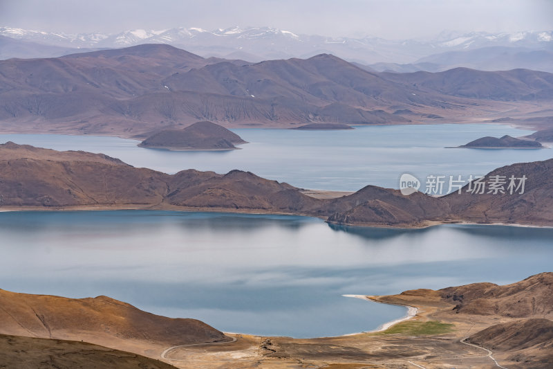 西藏山南羊卓雍措圣湖神湖蓝色藏地圣湖雪山