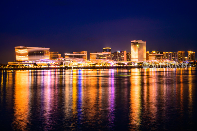 厦门五缘湾帆船俱乐部夜景