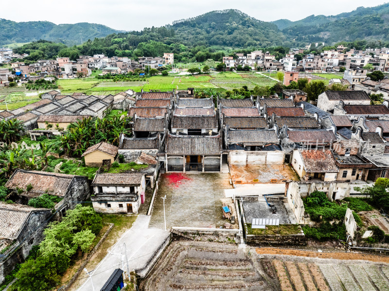 中国广东省清远市佛冈县龙山镇上岳古村