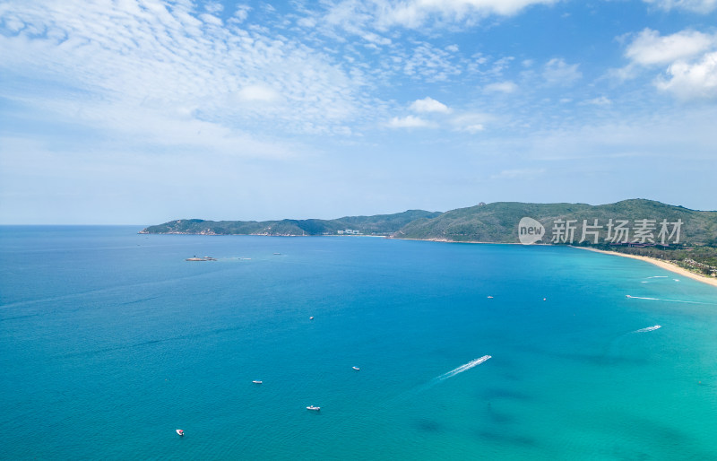 航拍国家海岸海南三亚亚龙湾海岸线