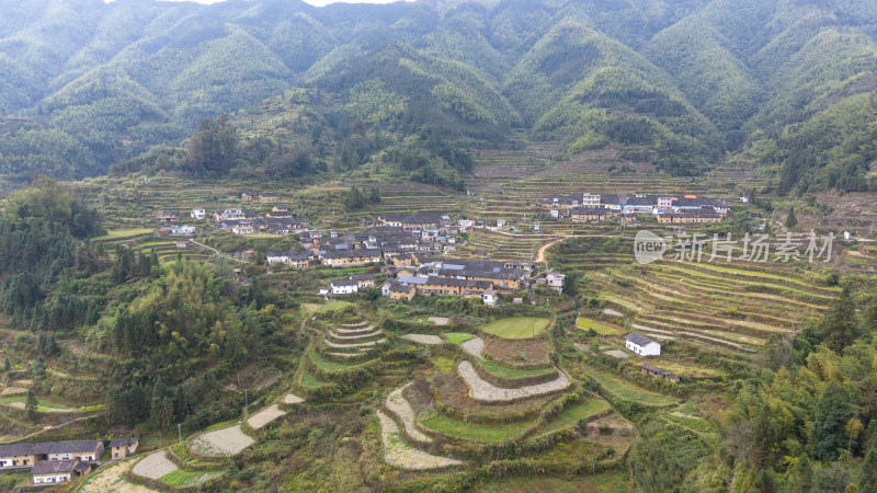 航拍乐昌五山大王山村风貌