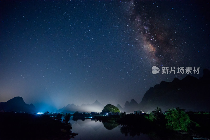 广西桂林山水星空