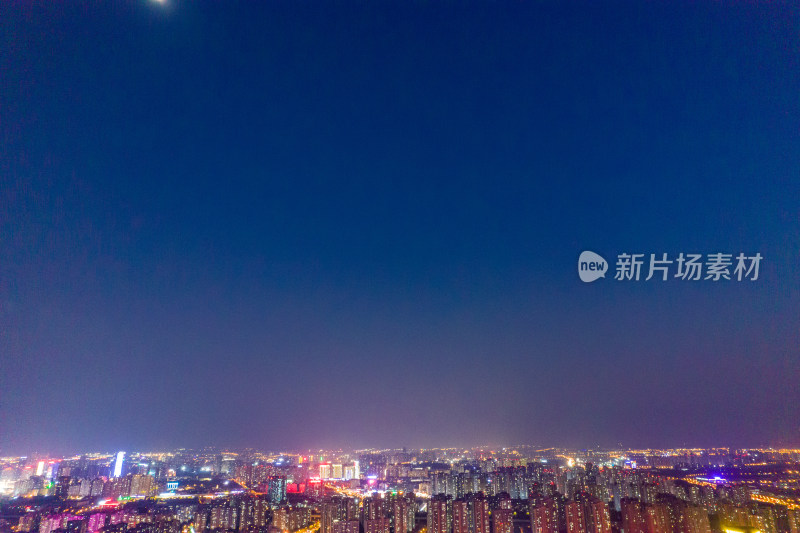 安徽合肥天鹅湖夜景航拍图