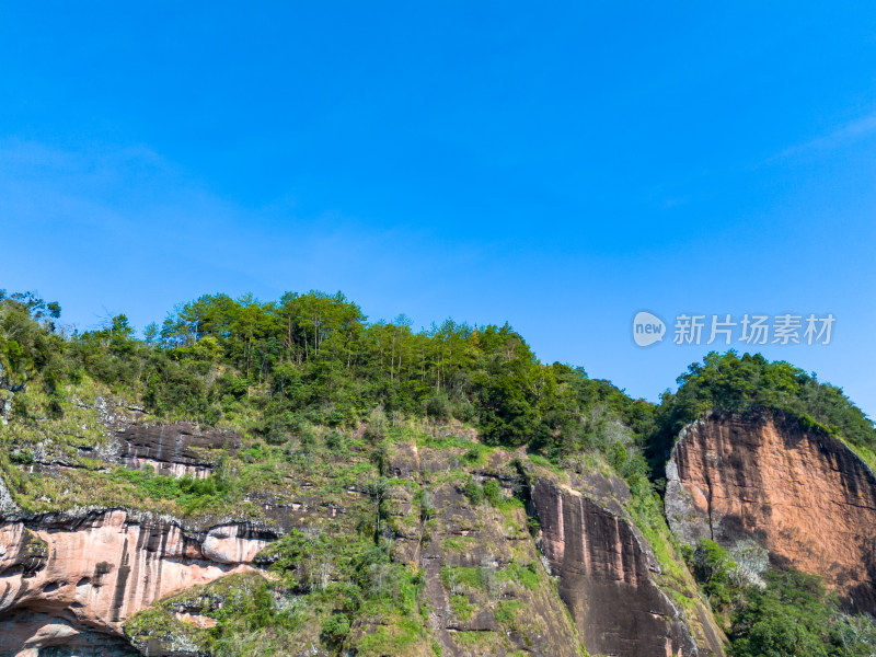 泰宁大金湖甘露寺丹霞地貌航拍图