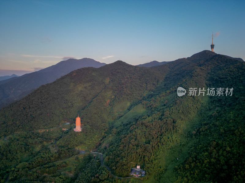 深圳仙湖植物园弘法寺本焕塔和梧桐山电视塔