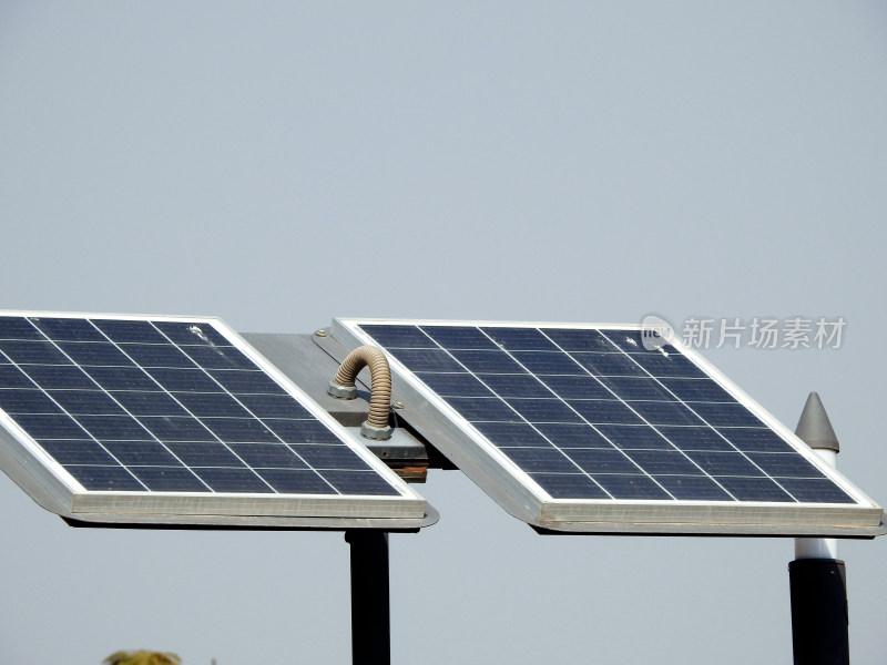 户外太阳能电池板特写