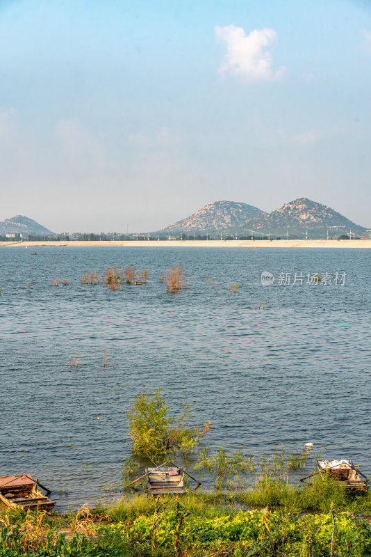 夏天的邹城孟子湖湿地湖泊自然景观