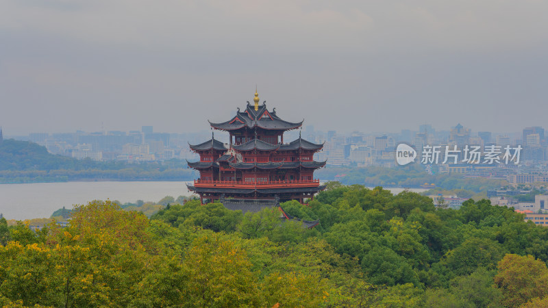 浙江杭州吴山城隍阁城市天际线