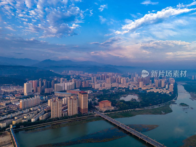 陕西宝鸡城市风光航拍图