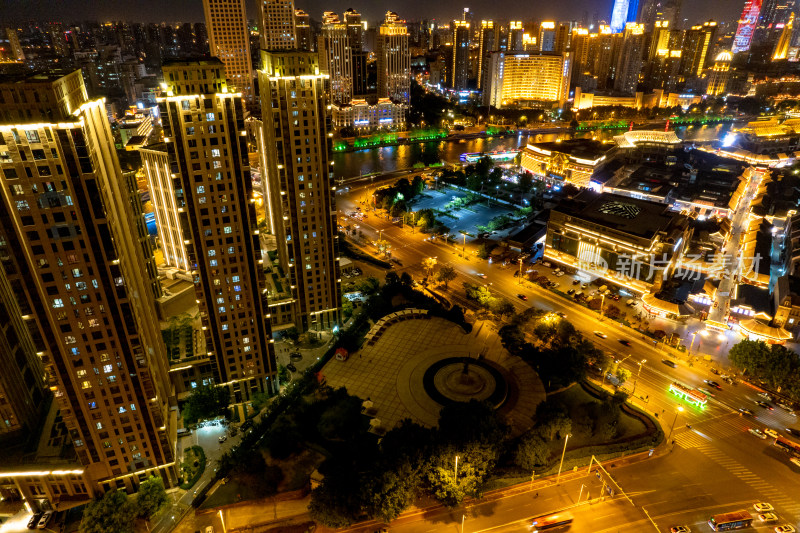 天津城市夜景交通航拍图