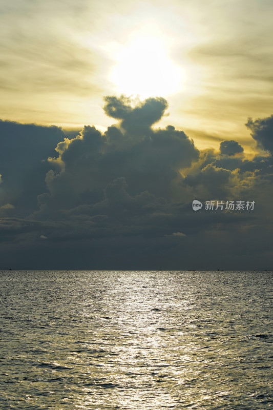 马来西亚仙本那，卡帕莱度假村，海上日落