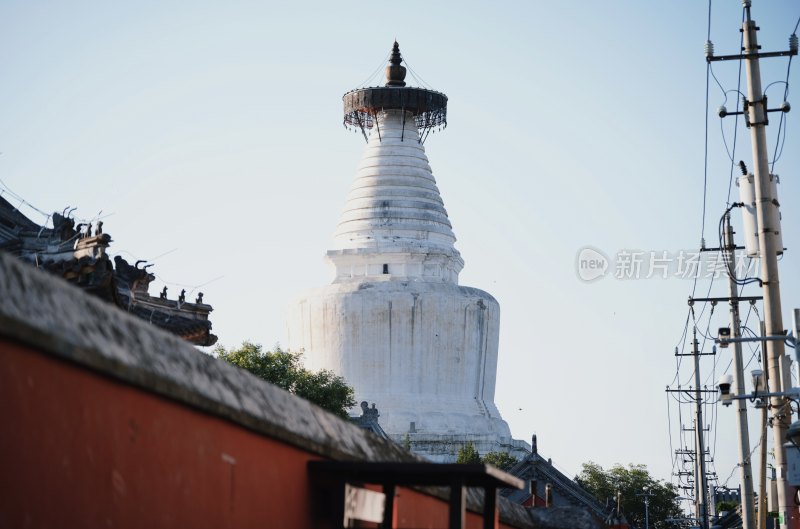 夏日白塔寺