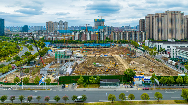 武汉金山大道房地产建筑工地