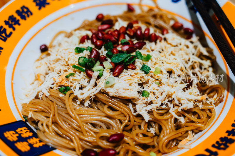 东营鸿港夜市美食街