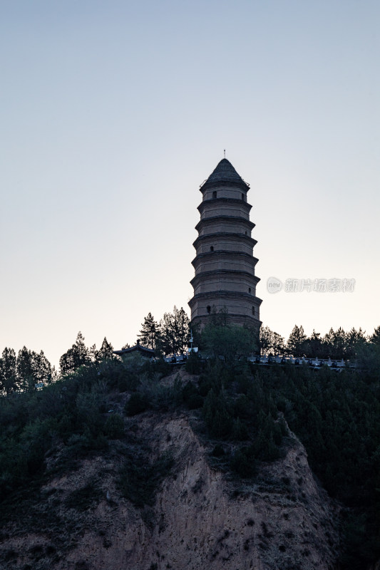 陕西延安宝塔山岭山寺塔